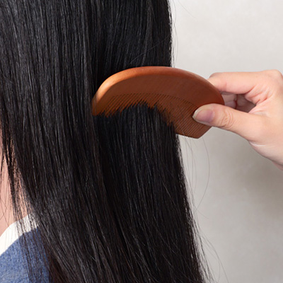 半円木製ヘアコーム – kintsugi -(SUS Wooden Hair Comb – kintsugi -)