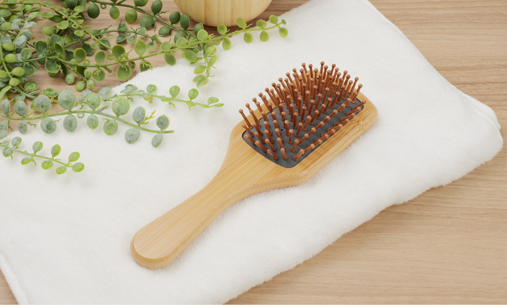 竹製パドルブラシ(SUS Bamboo Paddle Brush)