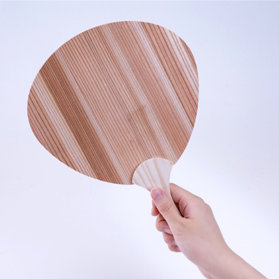 SUS Wooden Fan（木製うちわ – 取手付き）