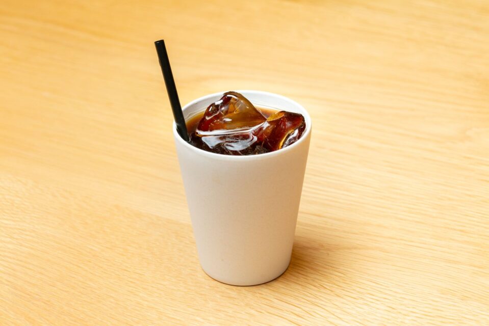 暑い夏の日に氷を入れて楽しめる